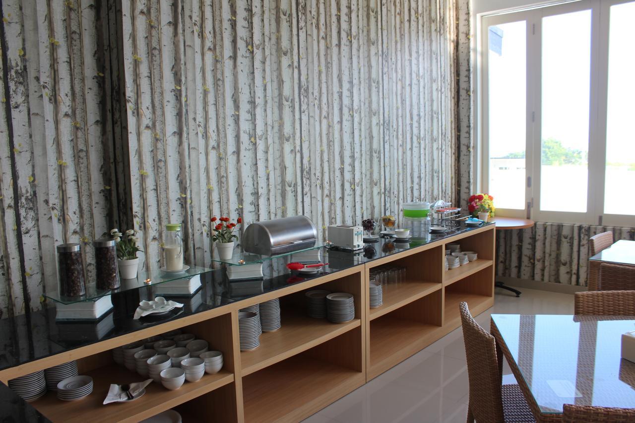 Naka Hotel Kupang Kupang  Ngoại thất bức ảnh