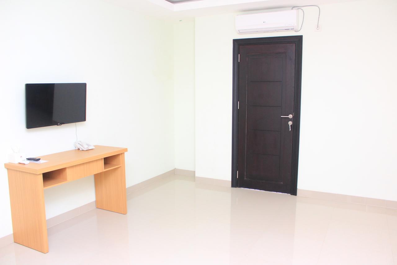 Naka Hotel Kupang Kupang  Ngoại thất bức ảnh