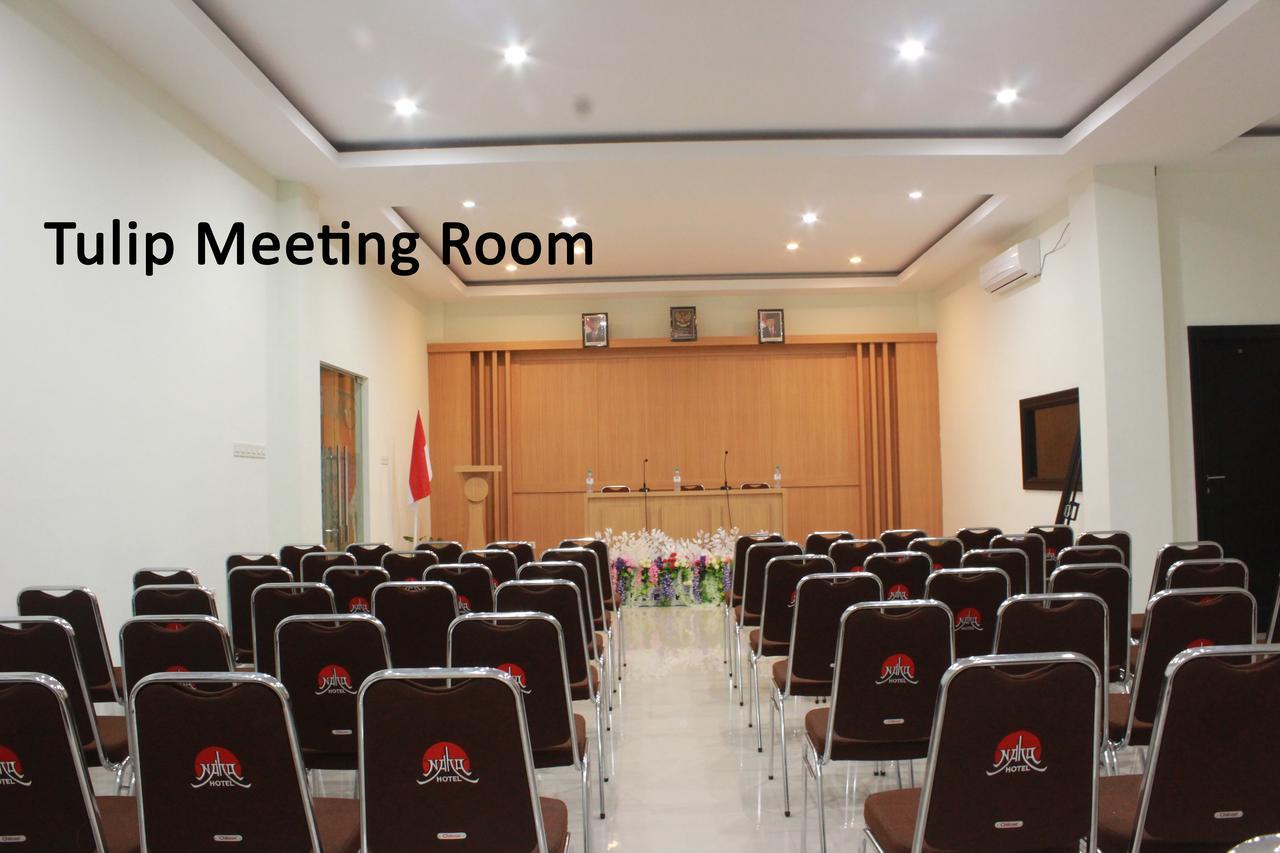 Naka Hotel Kupang Kupang  Ngoại thất bức ảnh